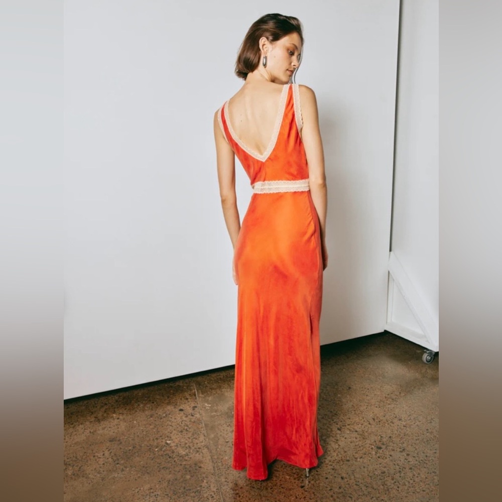 VRG GRL MEET ME ON THE DANCE FLOOR BIAS CUT MAXI DRESS - Orange - Picture 3 of 8